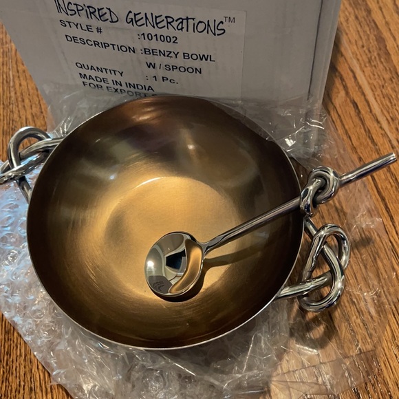 🌷INSPIRED GENERATIONS SERVING BOWL WITH SPOON - Picture 2 of 5